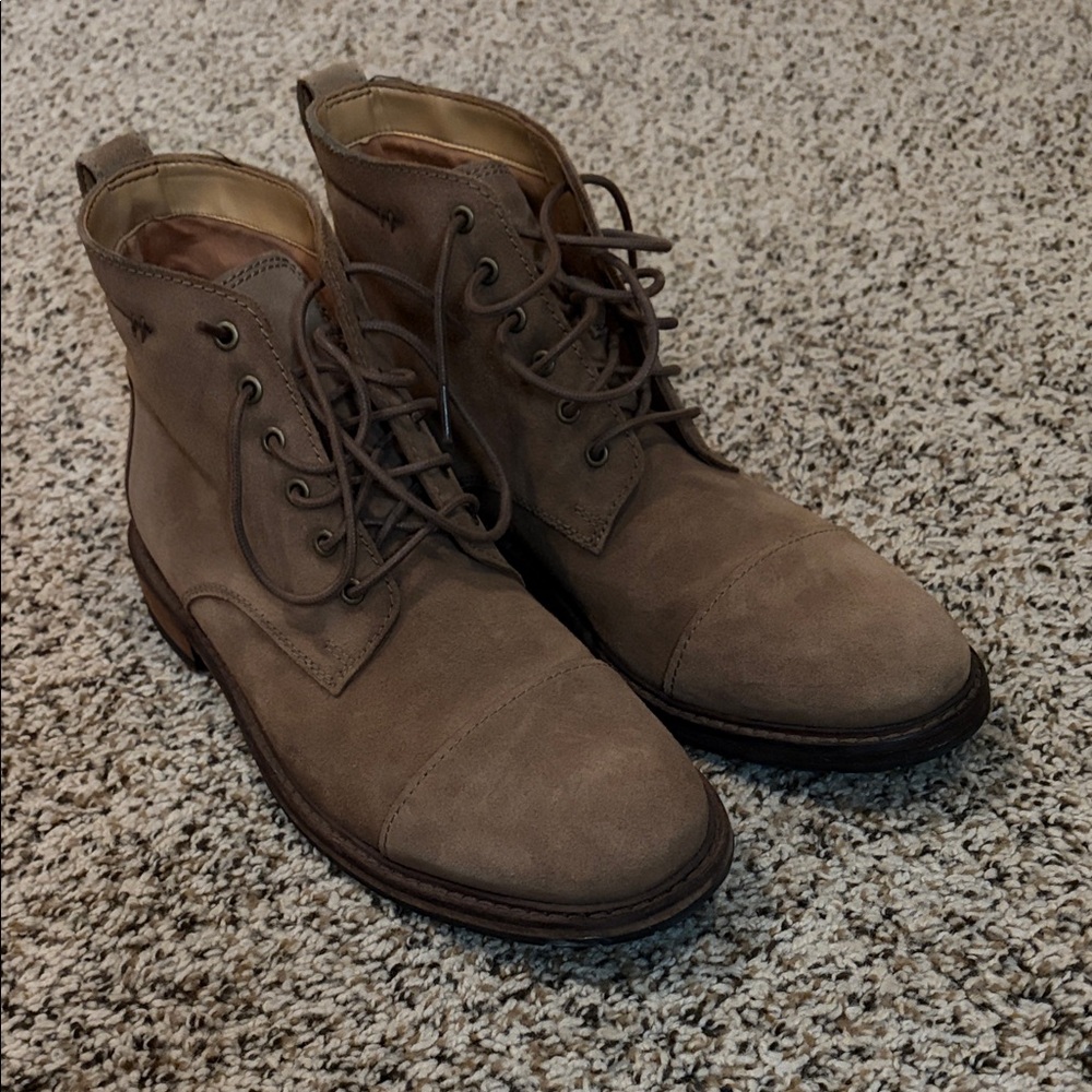 Clark’s lace up boots